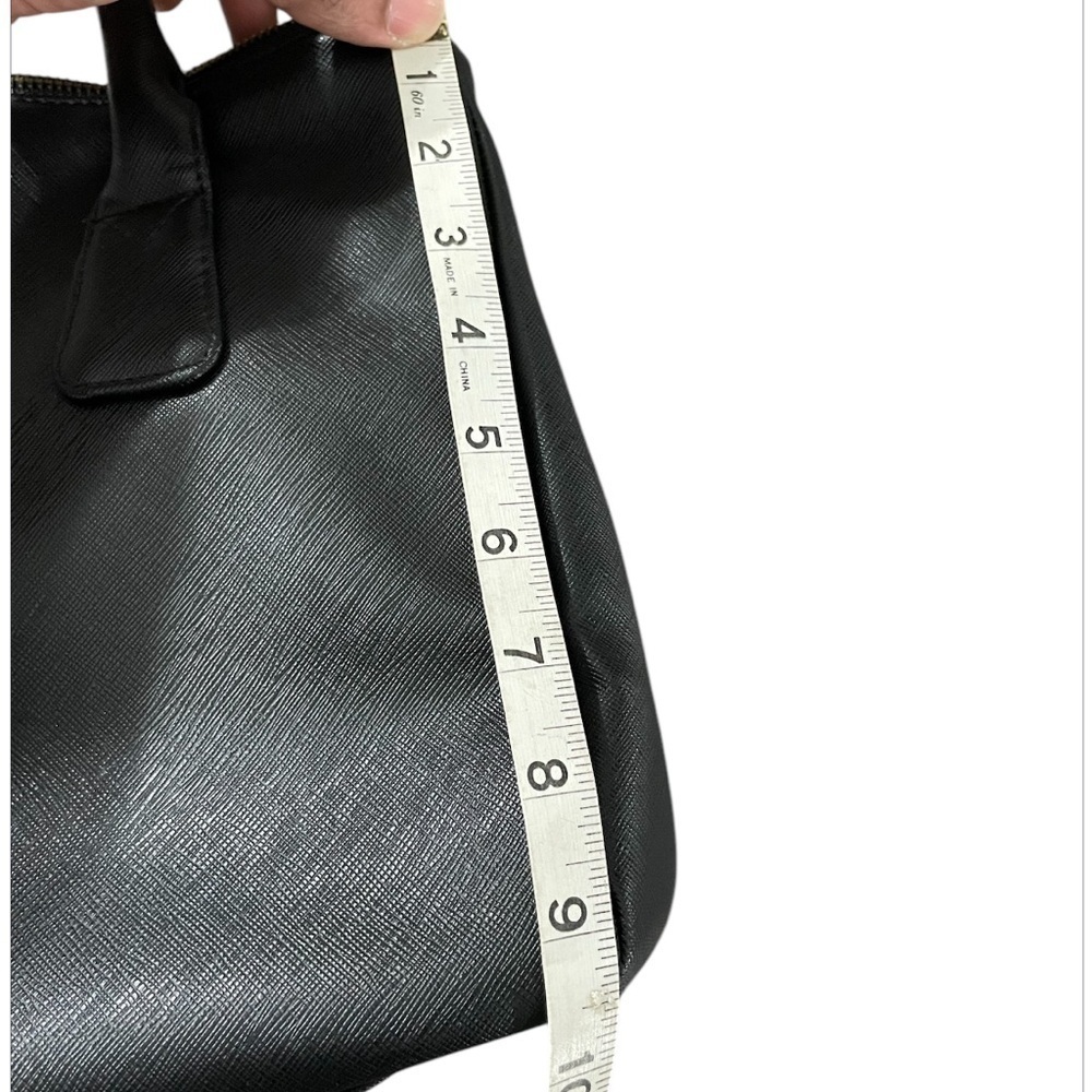 Avon Signature Collection Women Black Handbag - Picture 6 of 9